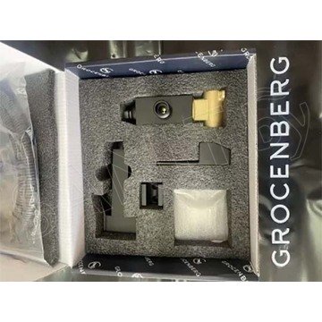 Смеситель встраиваемый Grocenberg GB002 черный матовый с гигиеническим душем