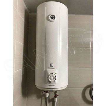 Накопительный водонагреватель Electrolux EWH AXIOmatic Slim 30 / 50