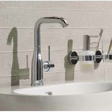 Смеситель для умывальника Grohe Essence New 23799001