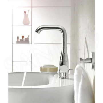 Смеситель для умывальника Grohe Essence 23462001 (с донным клапаном)