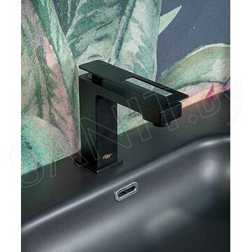 Смеситель для умывальника Boheme Q 141-BB Black
