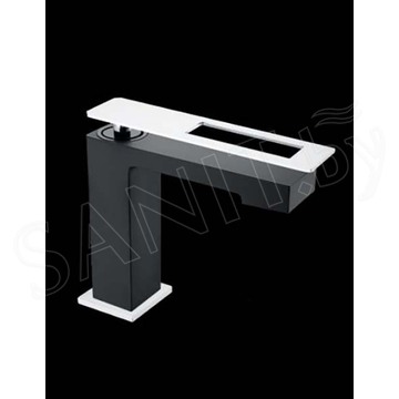 Смеситель для умывальника Boheme Q 141-BCR Black Chrome