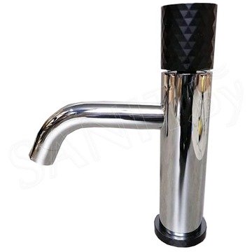 Смеситель для умывальника Boheme Stick 121-CRB Chrome Diamond Black