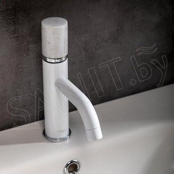 Смеситель для умывальника Boheme Stick 121-W-MR-W White