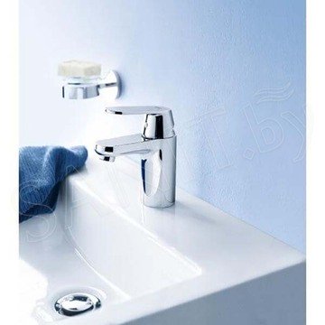 Смеситель для умывальника Grohe Eurosmart Cosmopolitan 32825000