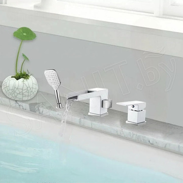 Смеситель на борт ванны Vieir V393532F на 3 отверстия